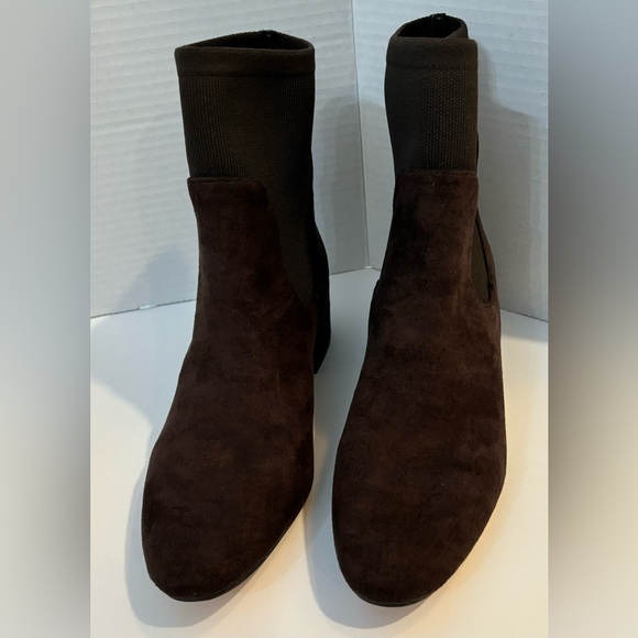 Cushionaire Women Brown Romi Block Heel Slip-On Ankle Boots Size 8 Fall Winter - Picture 13 of 15